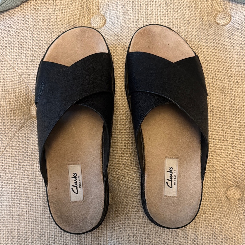 Clarks Women's Black Leather slip ons